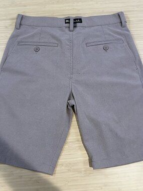 Travis Mathew Performance Golf Shorts Mens Size 34 Red Lightweight Stretch